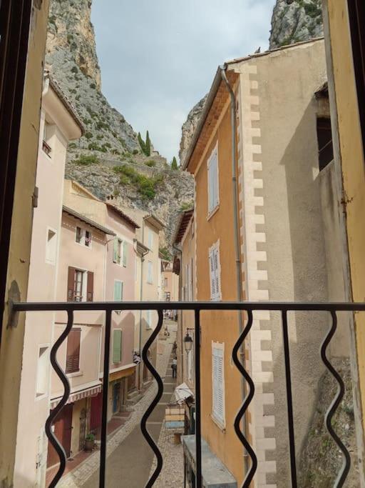 La Fontaine Appartamento Moustiers-Sainte-Marie Esterno foto