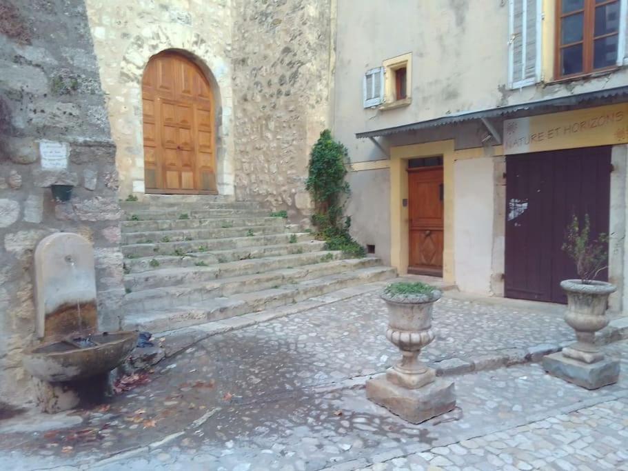 La Fontaine Appartamento Moustiers-Sainte-Marie Esterno foto